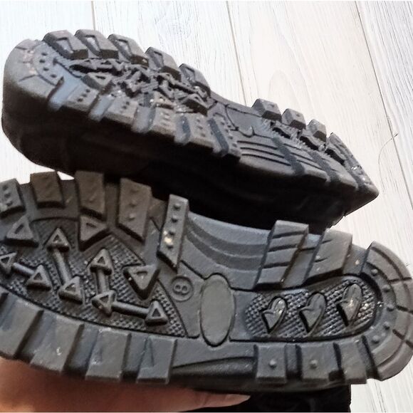 (77-3949) ARCTIX Boots Sz 8 - Picture 3 of 8